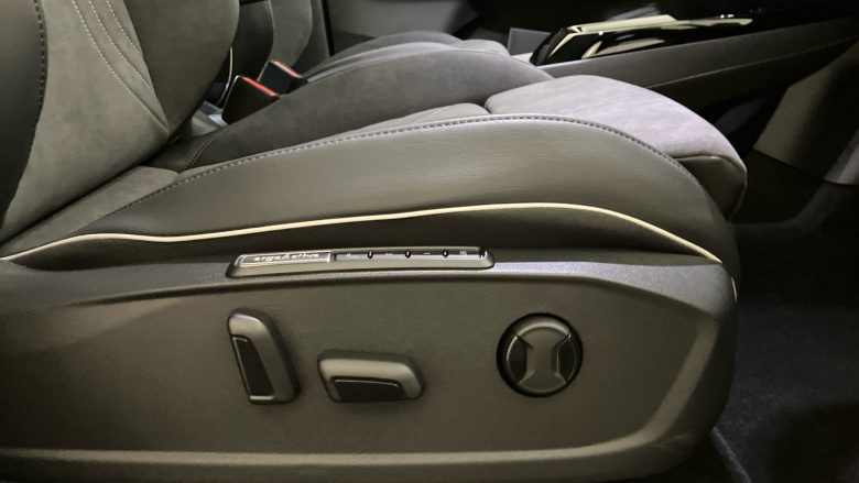 Volkswagen ID.4 210kW Black Edition Pro 77kWh 5dr Auto Electric Estate